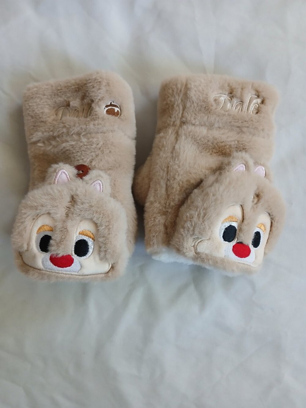 Disney Chipmunk Dale Mittens